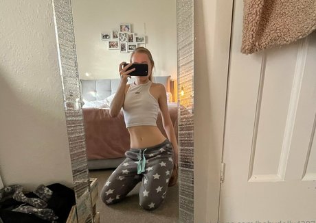 big tits college onlyfans top pics