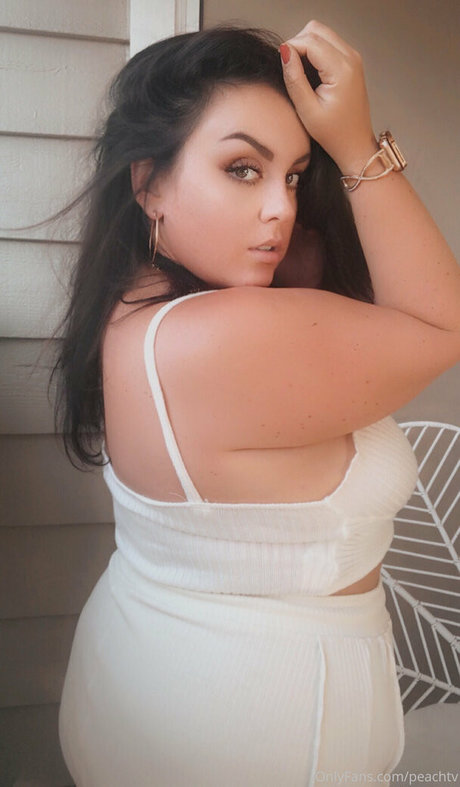 hairy armpits onlyfans sexy nude picture