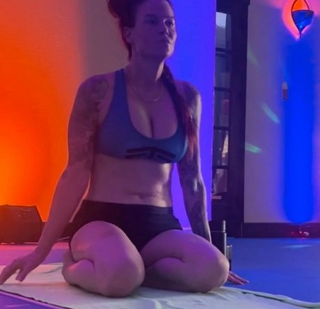 Amy Dumas star best images