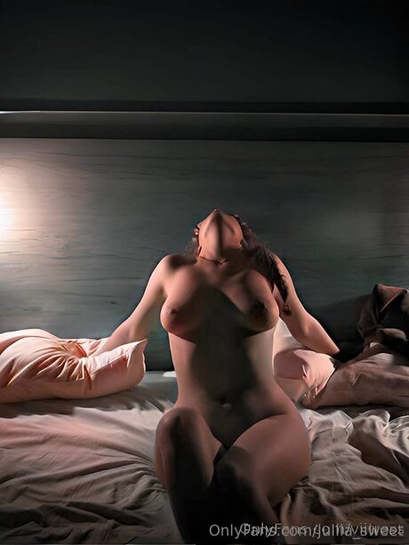 Jullia Sweet star pic