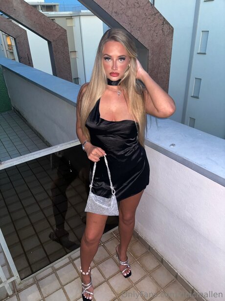 Dolcieallen star pornographic photo