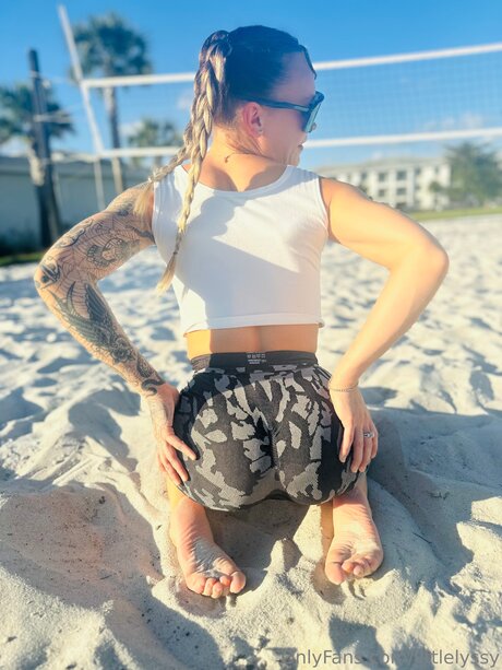 asian mom onlyfans free photo