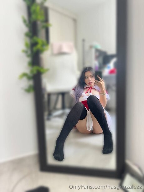 Hasgonzalezz porn star pic