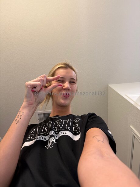 hot mature onlyfans xxx picture