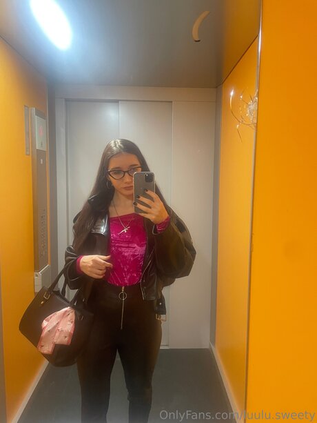 chubby goth onlyfans sexy nude galleries