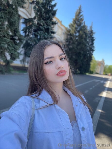 Lina Sunset perfect pornstar image