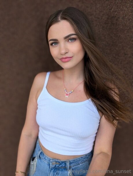 Lina Sunset sex model photos