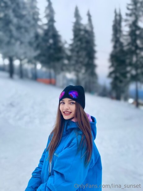 Lina Sunset star nudes image