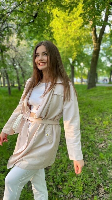 Lina Sunset high quality star photo