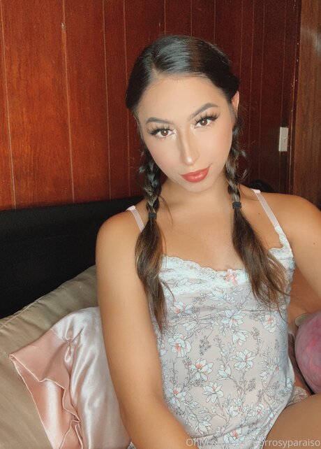 Bluntsandparadise pretty pornstar pic