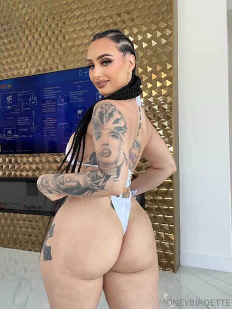 Moneybirdettevip model sex gallery