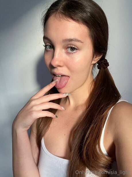 Sia Light naked actress pic