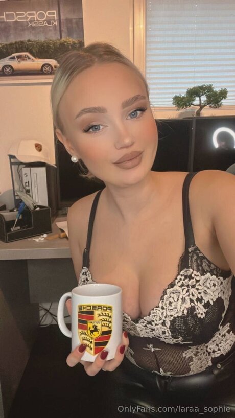 Cherryemmy model beautiful image