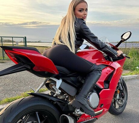 Cherryemmy pornstar nudes image