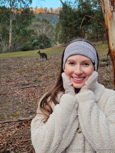 lesbian fingering onlyfans hot naked gallery