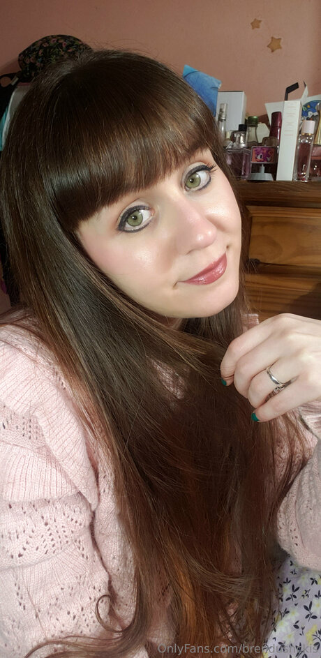 Brendushckis model sexy pic