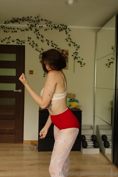 Yuliachassss nude star pic