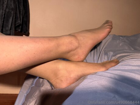 U490668444 model high quality pictures