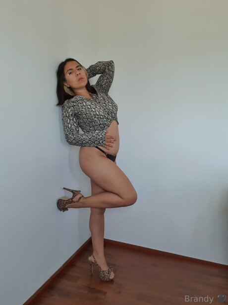 Playfullittlegirl model pretty pictures