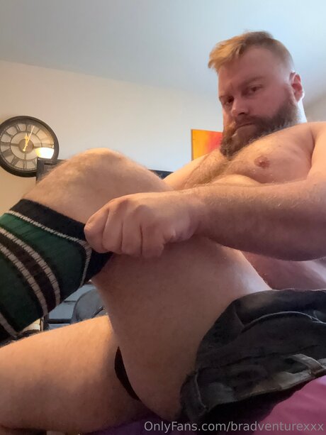 Bradventurexxx nude star photo