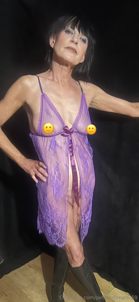 Petite Romani 69 pornstar perfect galleries