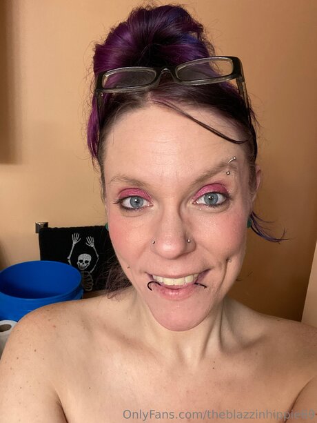 Theblazzinhippie69 naked actress pics