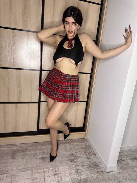 Bella Yammy pornstar sex image