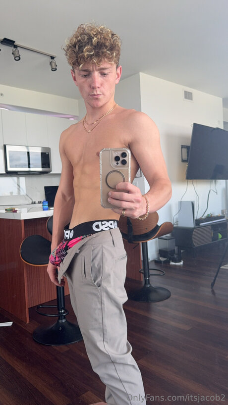 Itsjacob2 nice model image