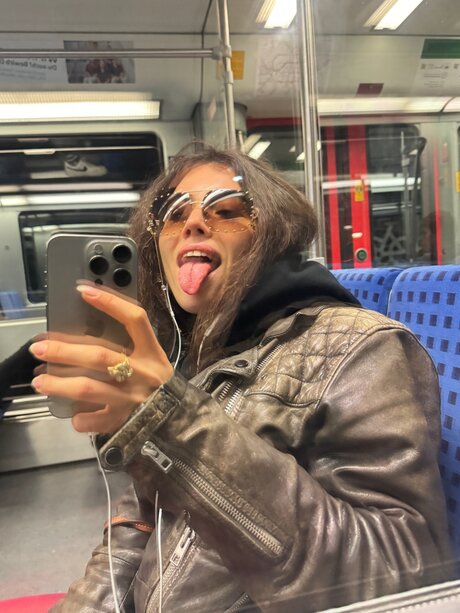 Kaira Xaen top pornstar images