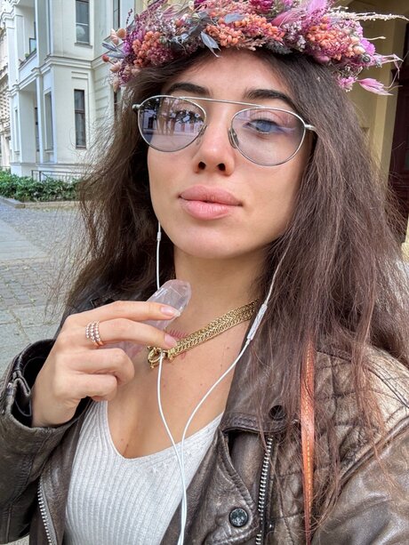 Kaira Xaen xxx actress photos