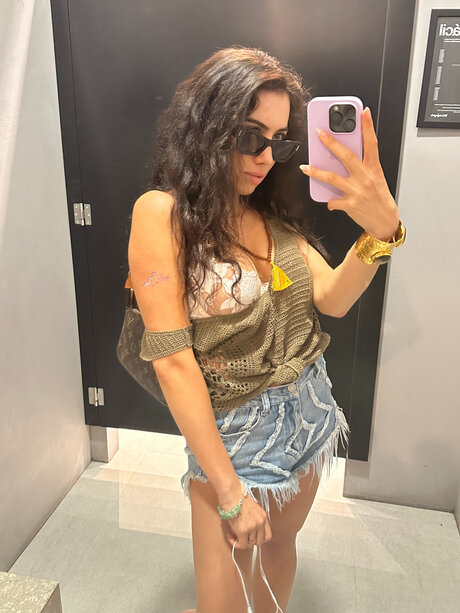 Kaira Xaen star pornographic images