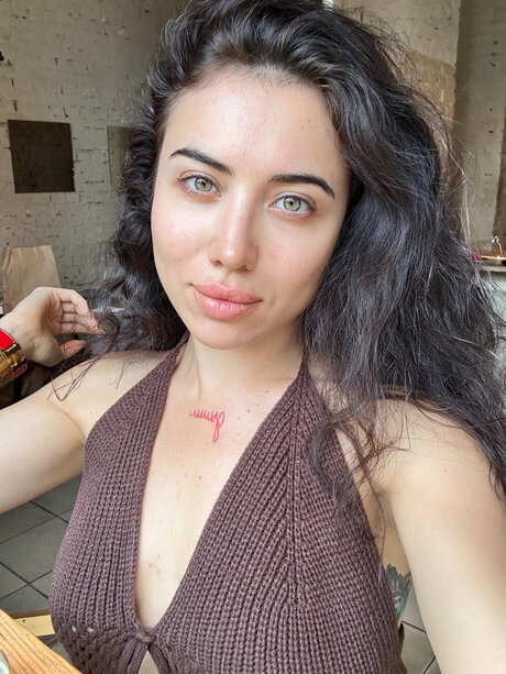 Kaira Xaen perfect actress gallery