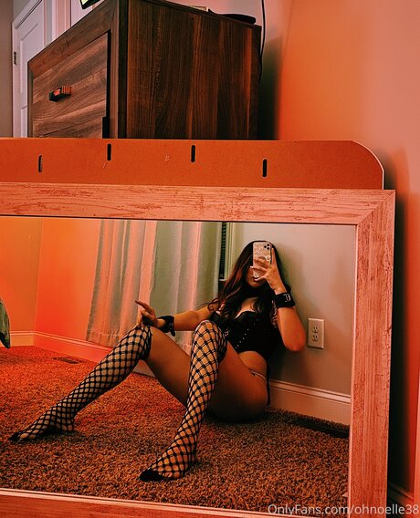 Ohnoelle38 nudes model images