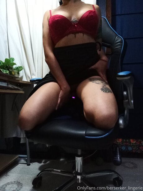 Berserker Lingerie star best pics