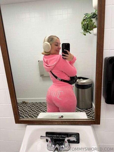 Tommykingvip pornographic star picture