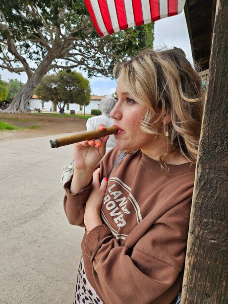 Alexxx Hart star exclusive photo