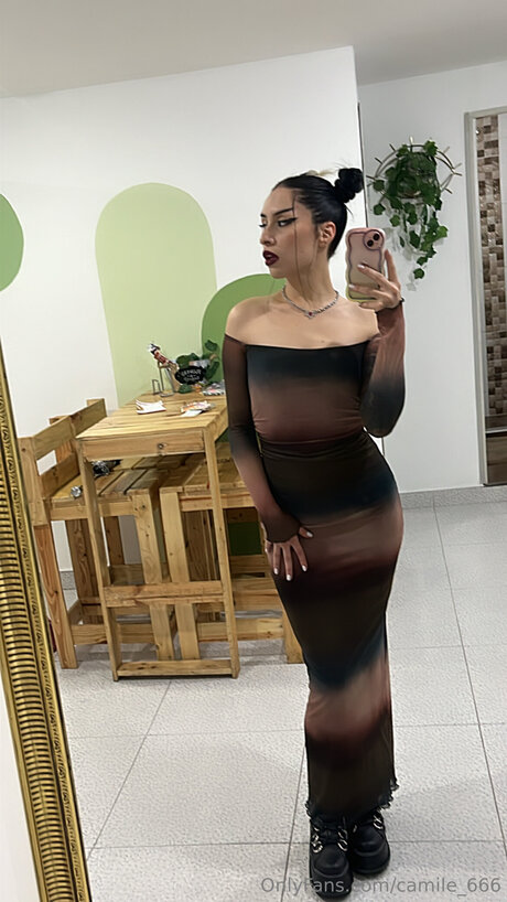 Camile 666 top star pics