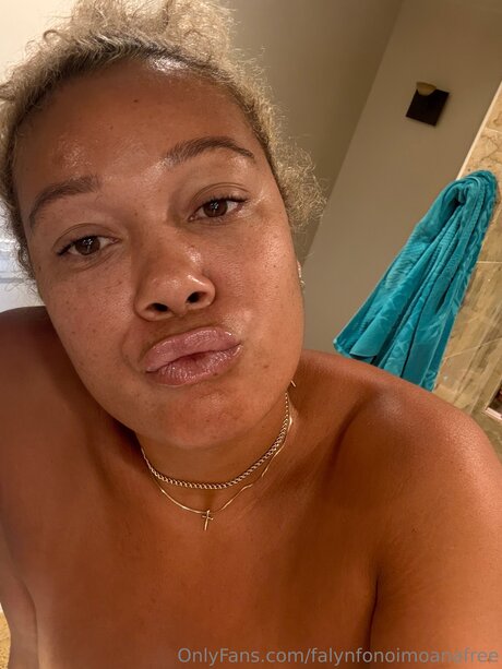 Falynfonoimoanafree model xxx galleries