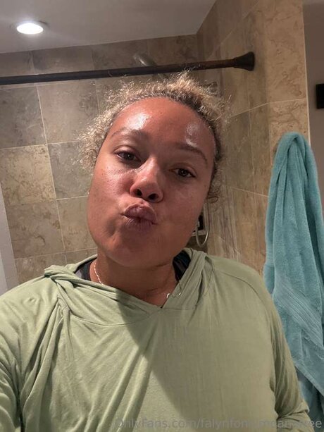 Falynfonoimoanafree star nice picture