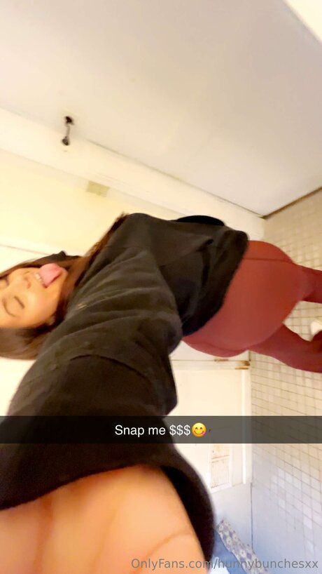 Hunnybunchesxx model gallery