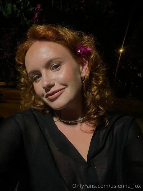 Usienna Fox model xxx pics