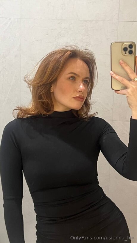 Usienna Fox beautiful actress pictures