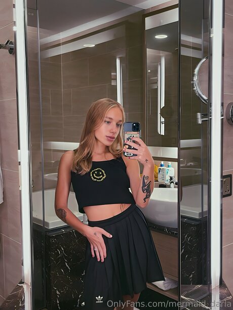 Mermaid Daria erotic model images