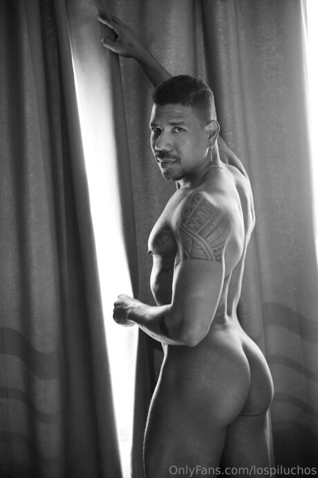 Lospiluchos pornstar perfect images