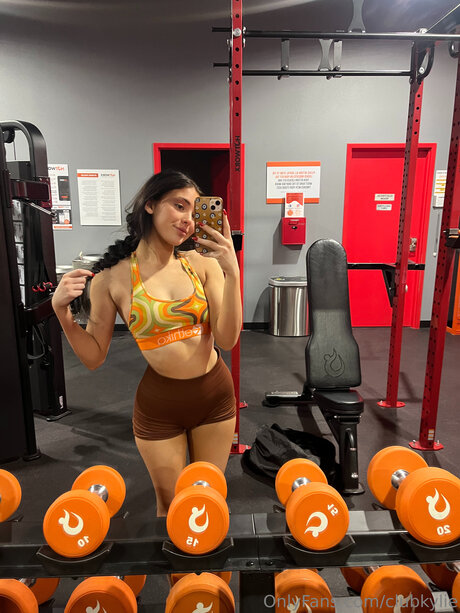 Clubkylie hd model photos