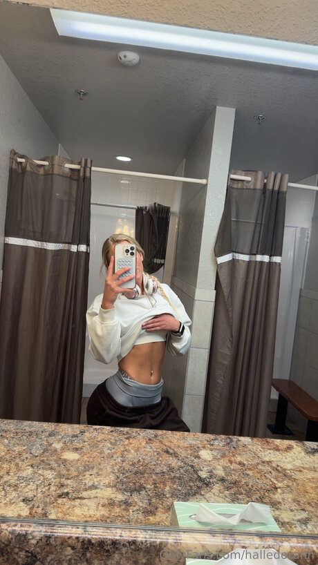 Halledorann star sex pic