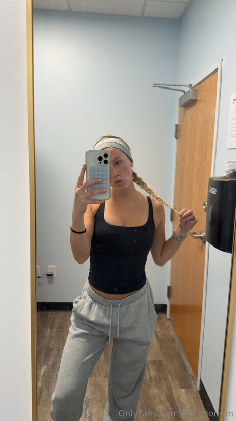 Halledorann nice actress images