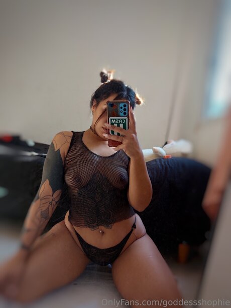 Goddessshophie nude star img