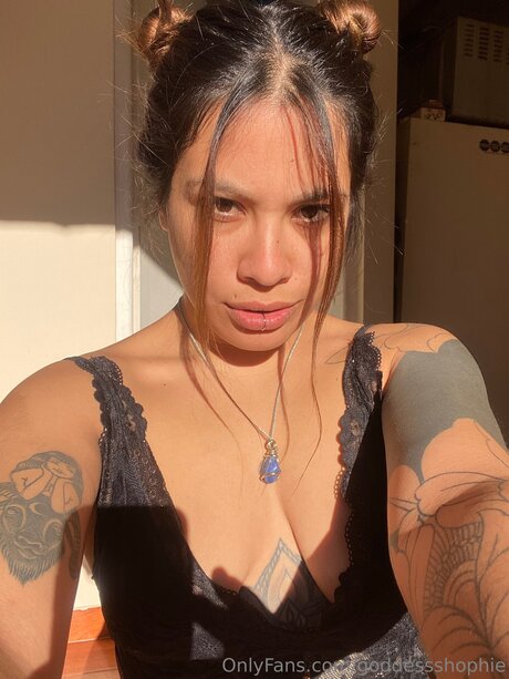 Goddessshophie Profile