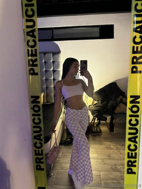 Angelzola sex actress picture